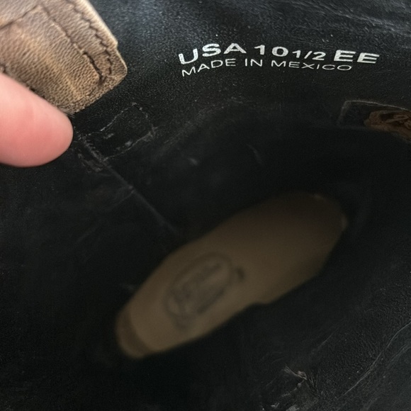 Super nice, used JB Dillon cowboy boots, men’s size 10.5 EE. - Picture 3 of 4